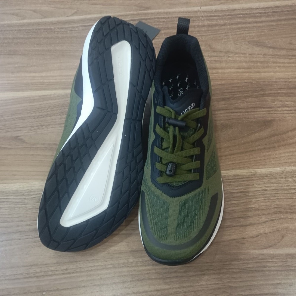 Sepatu Kasual Pria Elastis Fas - Men Shoes Louboutin ulasan dan harga