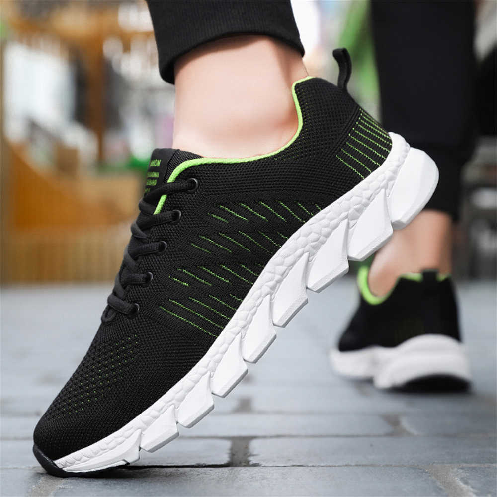 Sepatu Olahraga Putih Sol Anti - Men Shoes Red ulasan dan harga